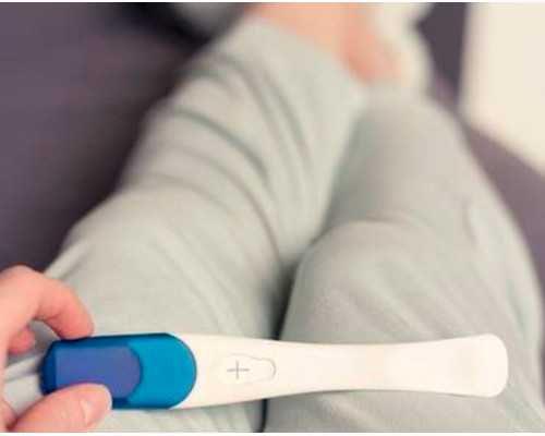 高龄供卵试管婴儿移植后雌二醇检测对胚胎着床的影响分析